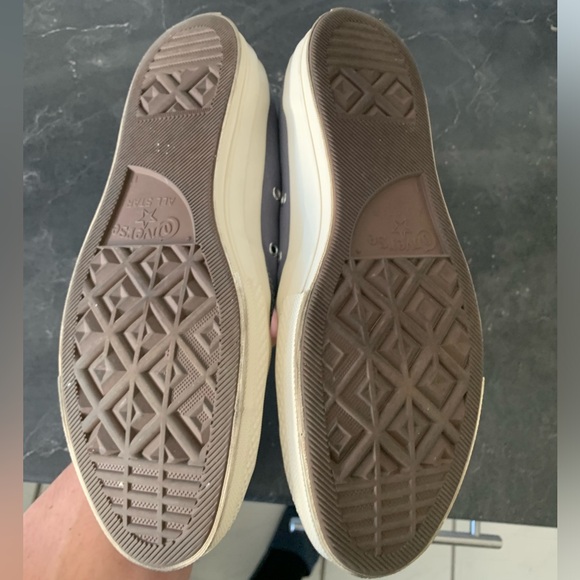 Converse x Comme des Garcons PLAY Chuck 70 Low Top - Picture 7 of 9